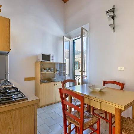Apartment Il Quadrifoglio 2 *